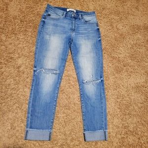 Kancan Crop Distressed Jean Size 28